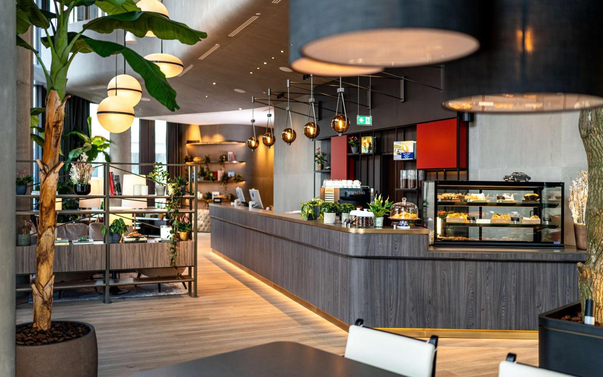 Radisson Blu At Porsche Design Tower Stoccarda