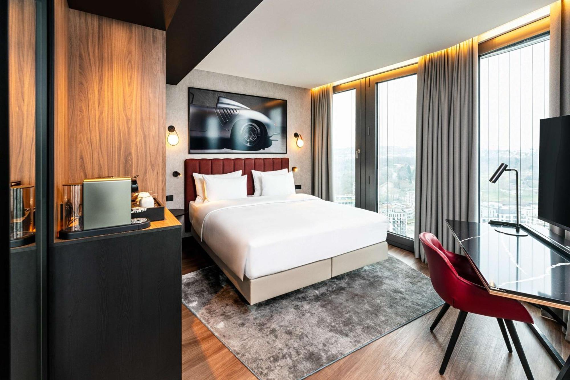 Hotel Radisson Blu At Porsche Design Tower Stoccarda